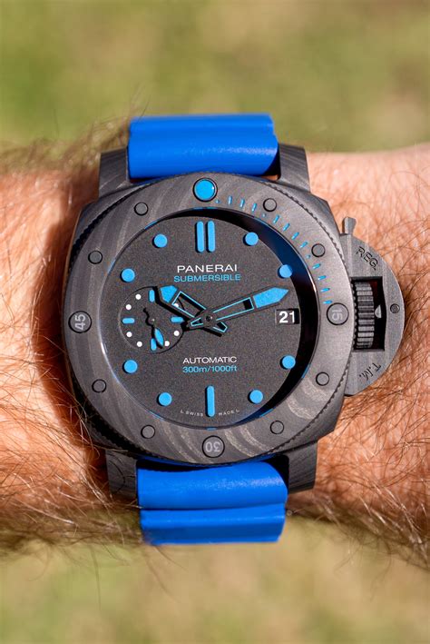 Panerai Submersible Carbotech PAM960 review: Specifications, 